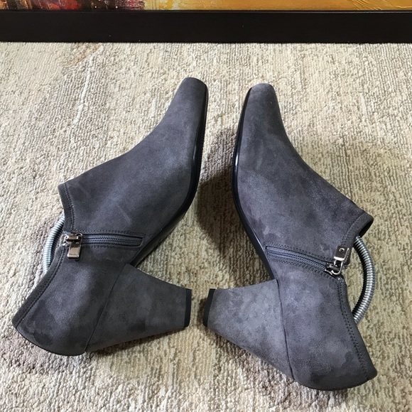Prada Suede Ankle Boots Size 39 - Picture 7 of 8